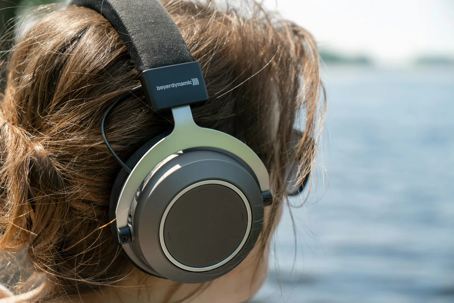 The Role of Noise-Canceling Technology in Enhancing Personal Well-Being